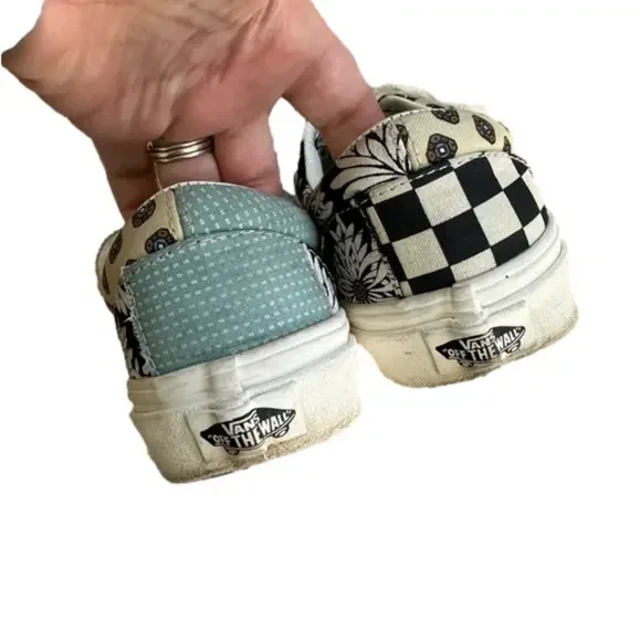 Vans Era Tiger Patchwork Shoes - Picture 5 of 9